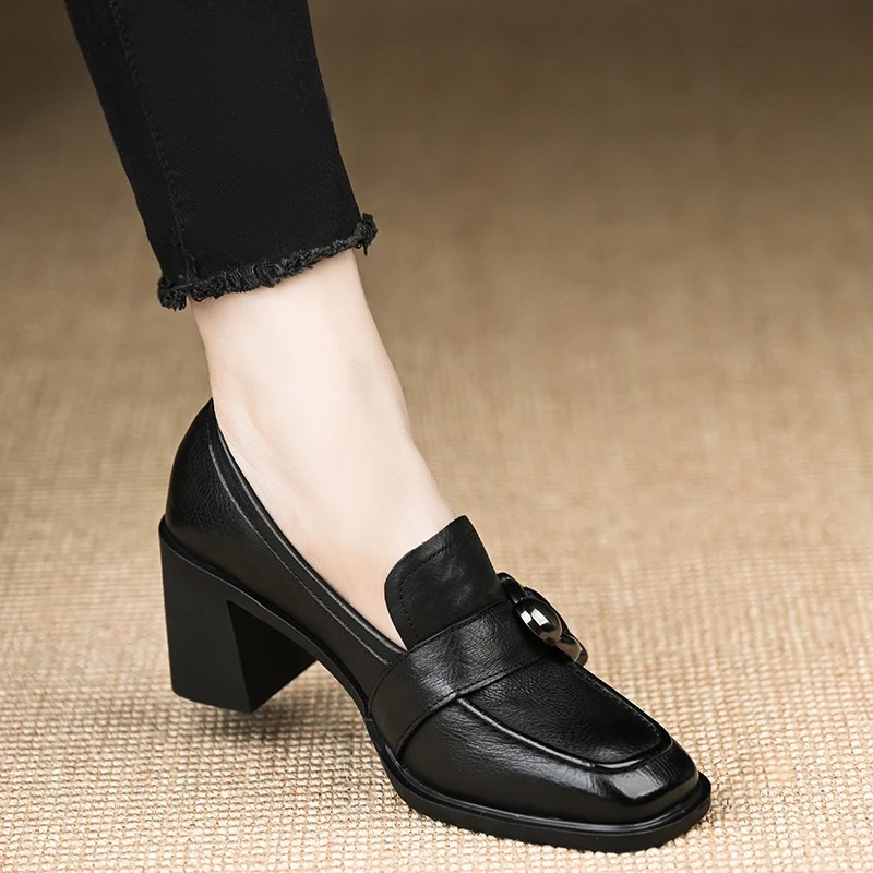 修悦手工女鞋6.6cm~春季2025新款时尚单鞋粗跟头层水洗牛皮黑色