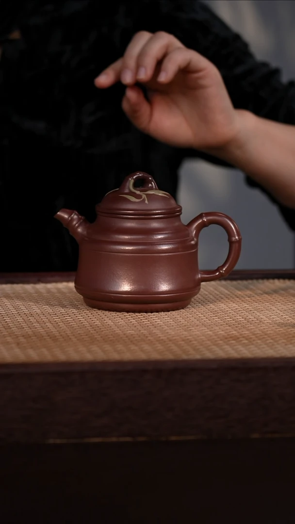 茶壶紫砂茄皮紫泥 300cc