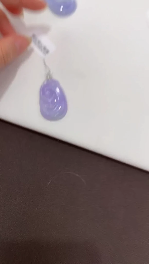 翡翠18K金镶嵌颈饰天然缅甸a货翡翠