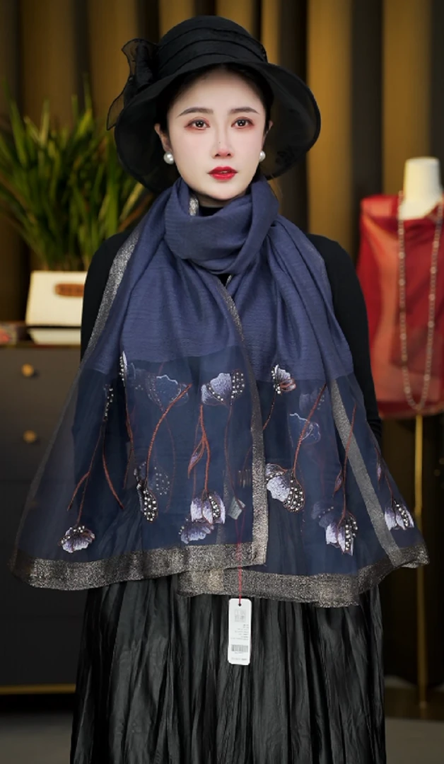 S-48-13  藏青色刺绣香蜜桑蚕丝羊毛围巾65x175左右围巾长巾