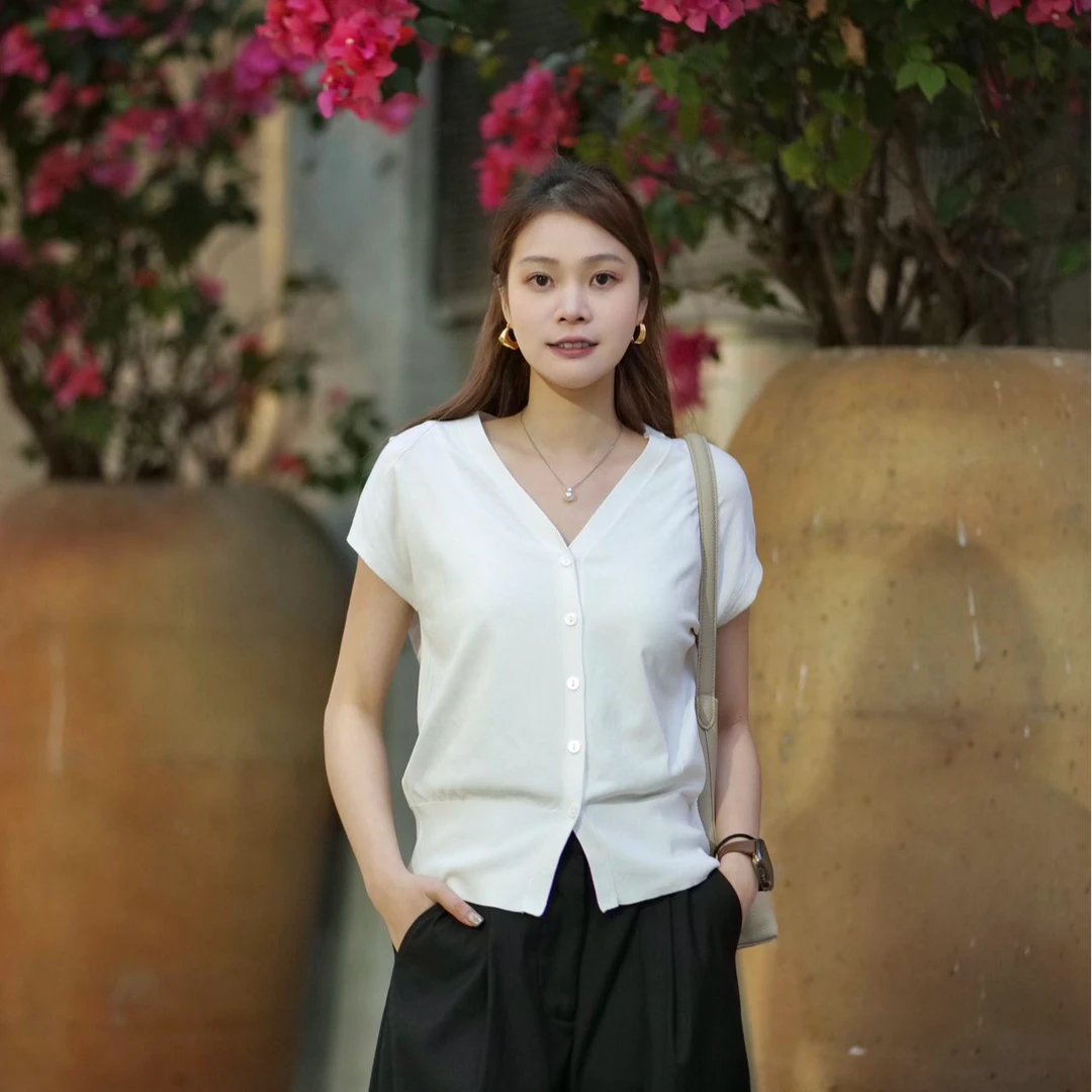 小飞袖V领时尚针织开衫/51A080380