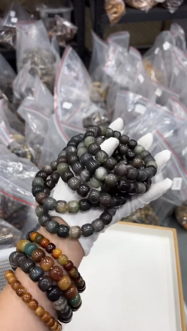 手串菩提根/象牙果13干磨孔一般（207）