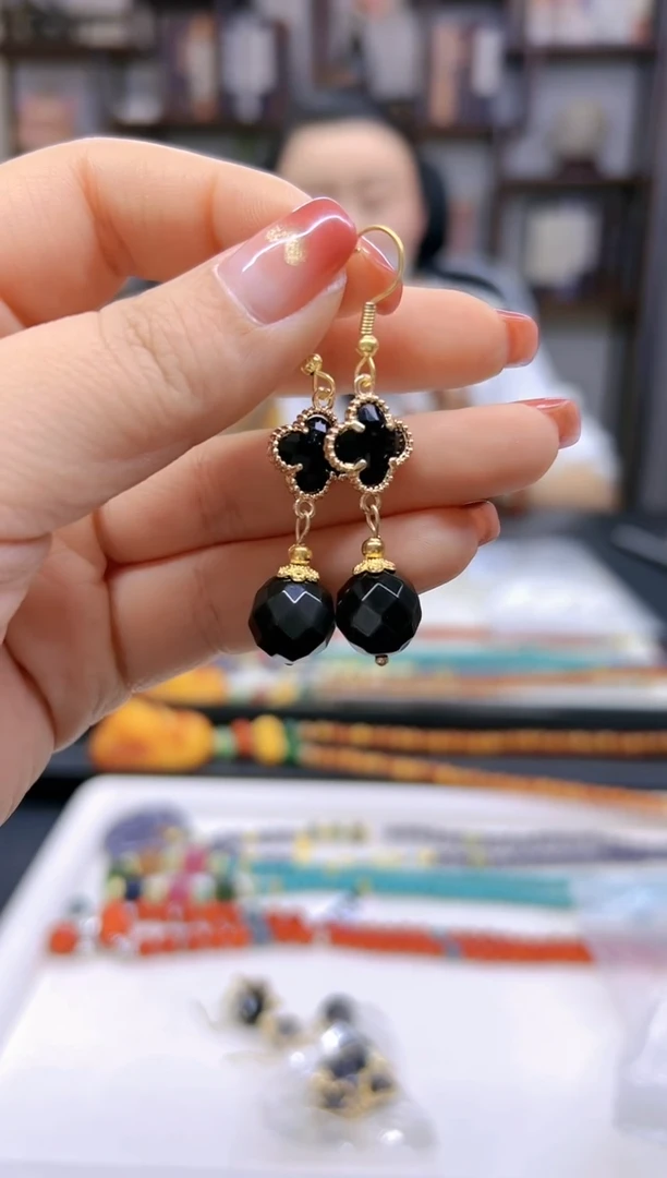 【闪购商品】黑曜岩耳饰14K金镶嵌E575