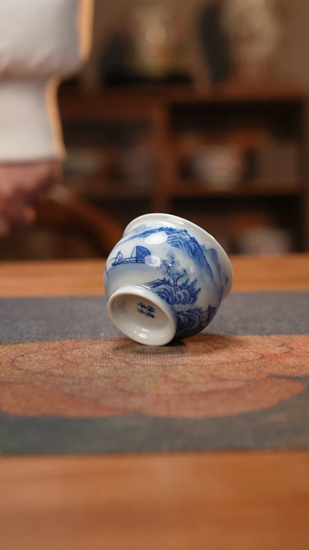 【闪购商品】福利款全手工手绘青花山水小炉式杯