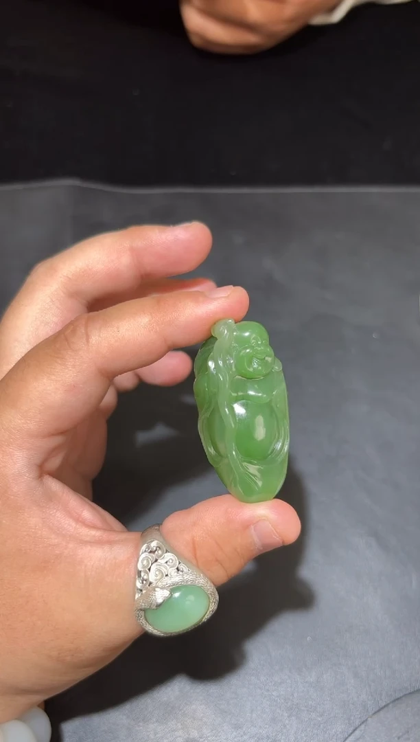 吊坠(赠链)未镶嵌和田玉和田玉挂件佛公