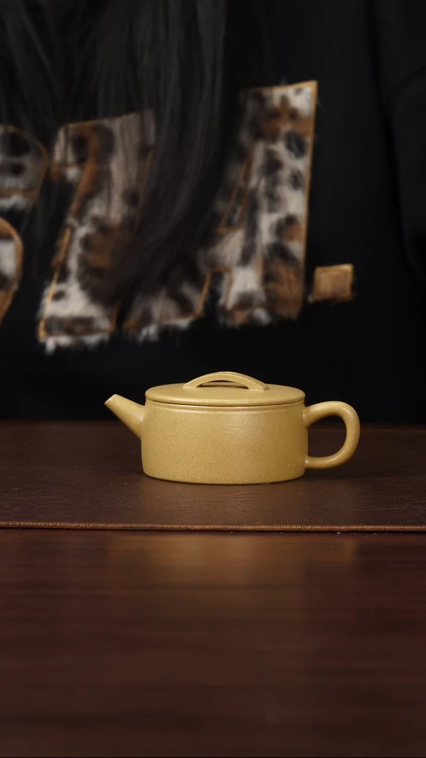 侯峰梨皮本绿汉瓦120cc