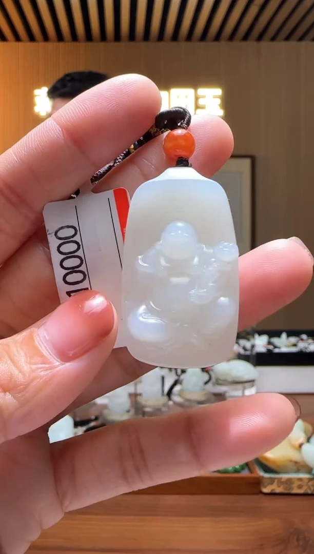 颈饰未镶嵌和田玉0