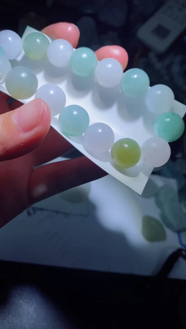 【闪购商品】定制翡翠定制毛货未镶嵌定制毛货03684