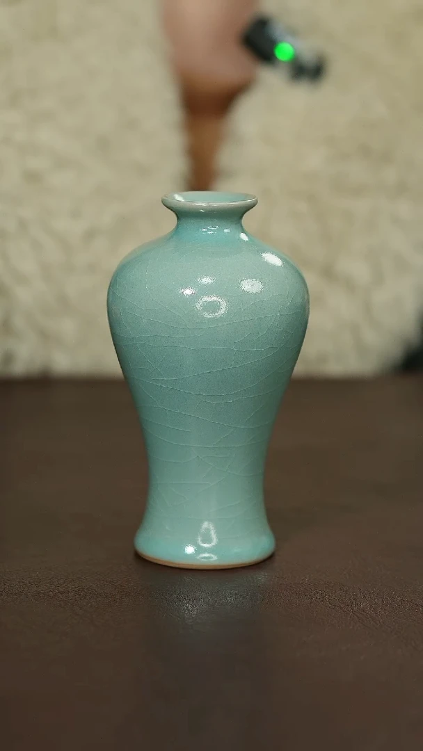摆件瓷汝宋汝瓷原矿釉 梅瓶