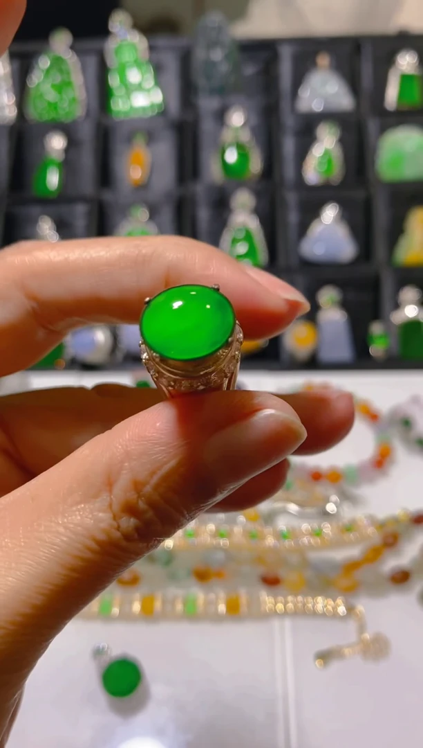 未镶嵌戒指翡翠天然A货翡翠 假一罚四