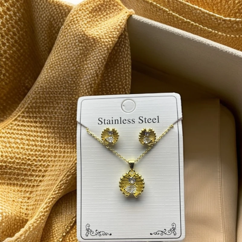 合金锆石吊坠 【A809】气质百搭贝壳吊坠耳钉套装时尚轻奢经典款