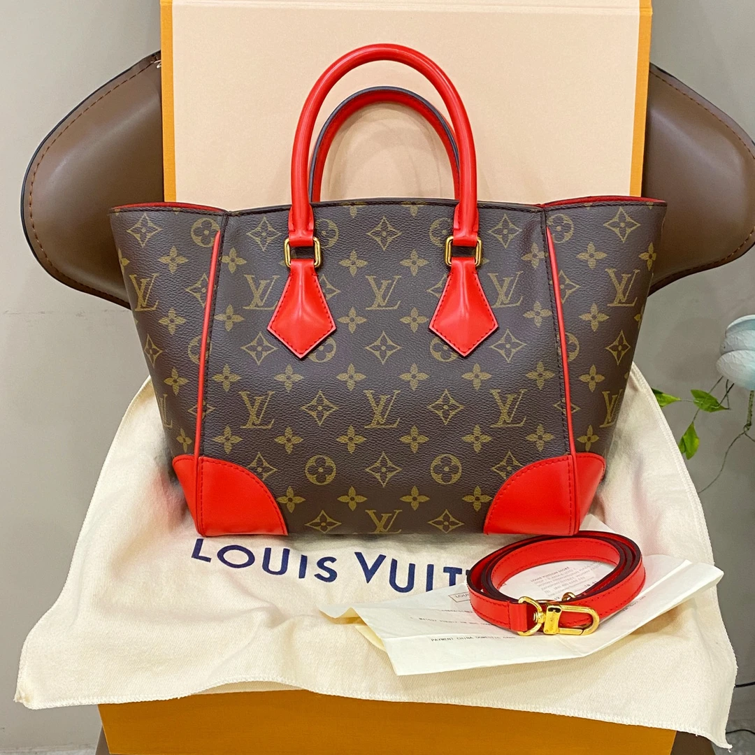 95新 LouisVuitton/路易威登  phenix简单老花手提包拼红色内里