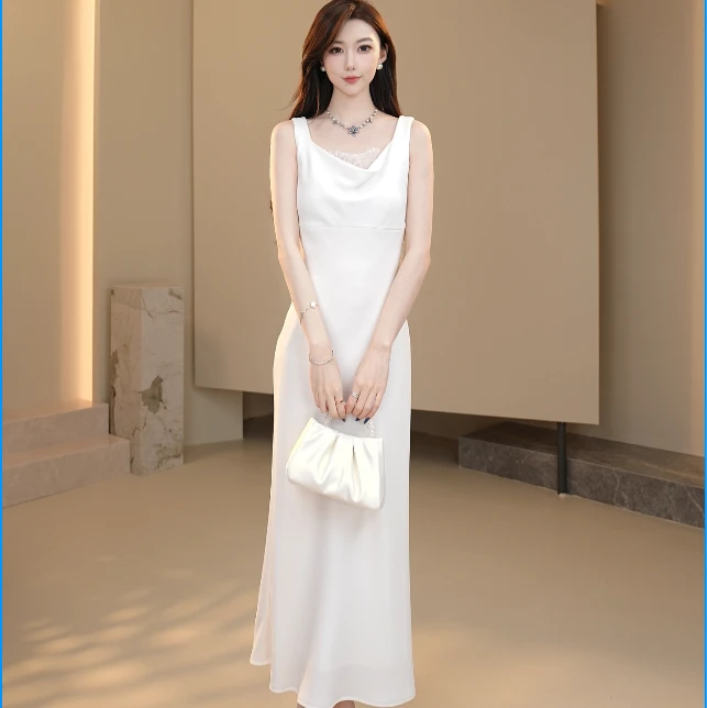 AMASS/阿玛施25夏季新款修身显瘦蕾丝鱼尾轻奢赫本风连衣裙550056