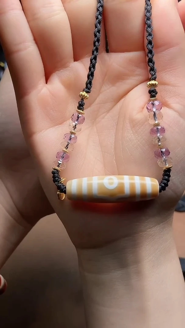 未镶嵌颈饰玛瑙/玉髓（覆膜）条纹玛瑙