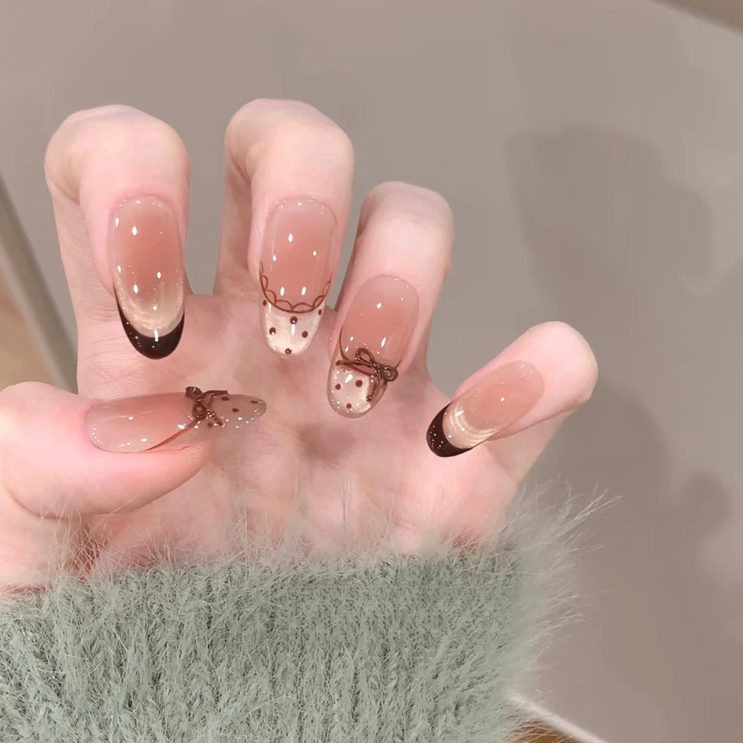 【波点芭蕾】秋日芭蕾风纯欲猫眼美甲穿戴甲短款气质显白手工穿戴甲