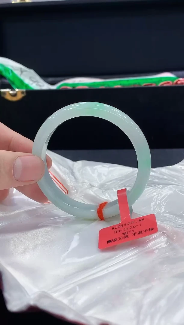 未镶嵌手镯翡翠翡翠手镯