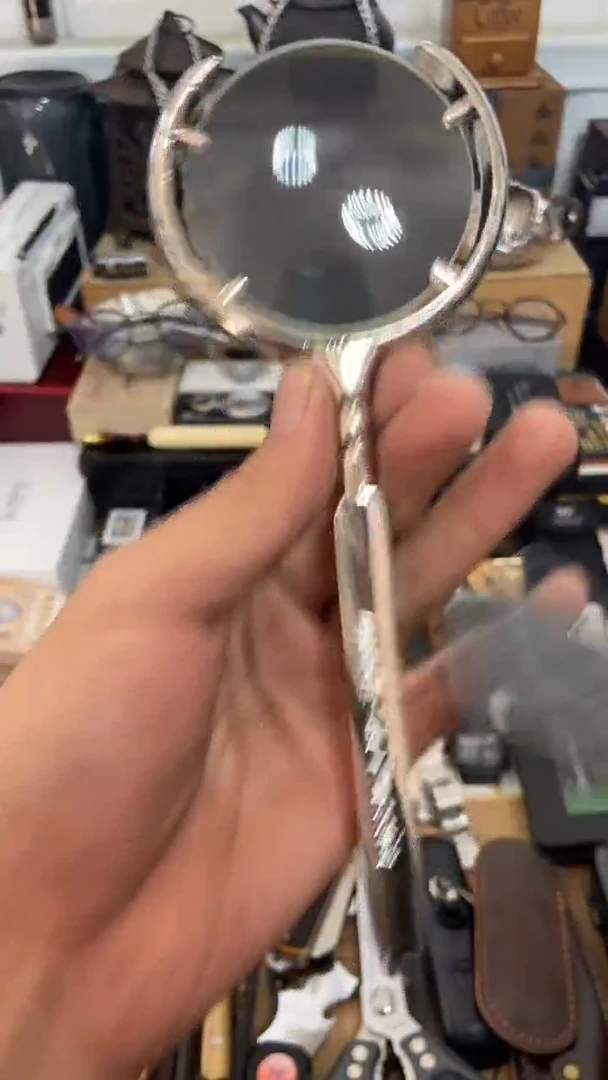 瓷片闪购商品  如图所示