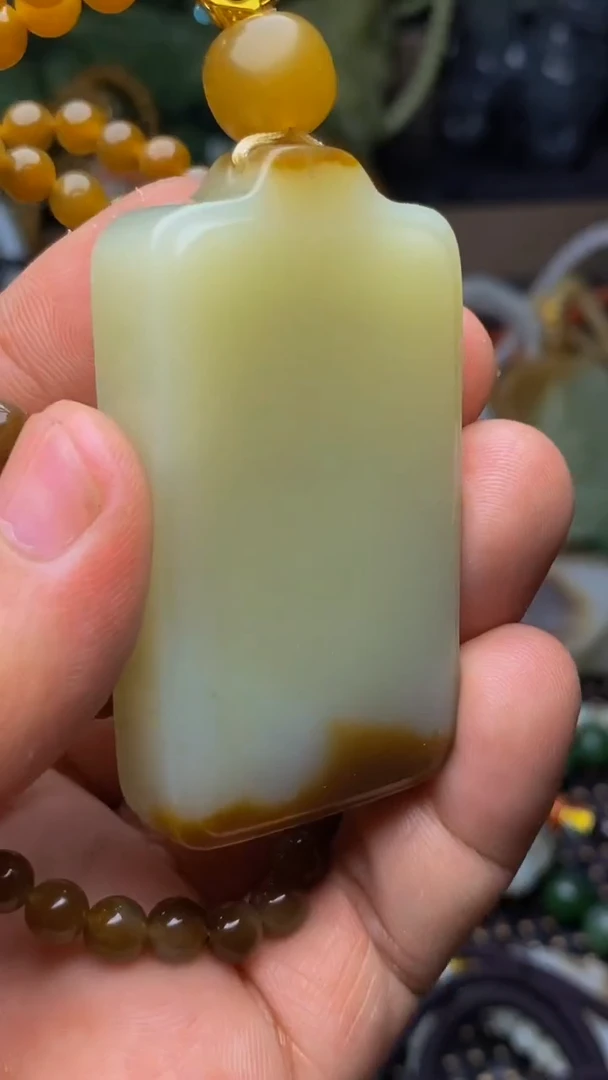 未镶嵌和田玉挂件1