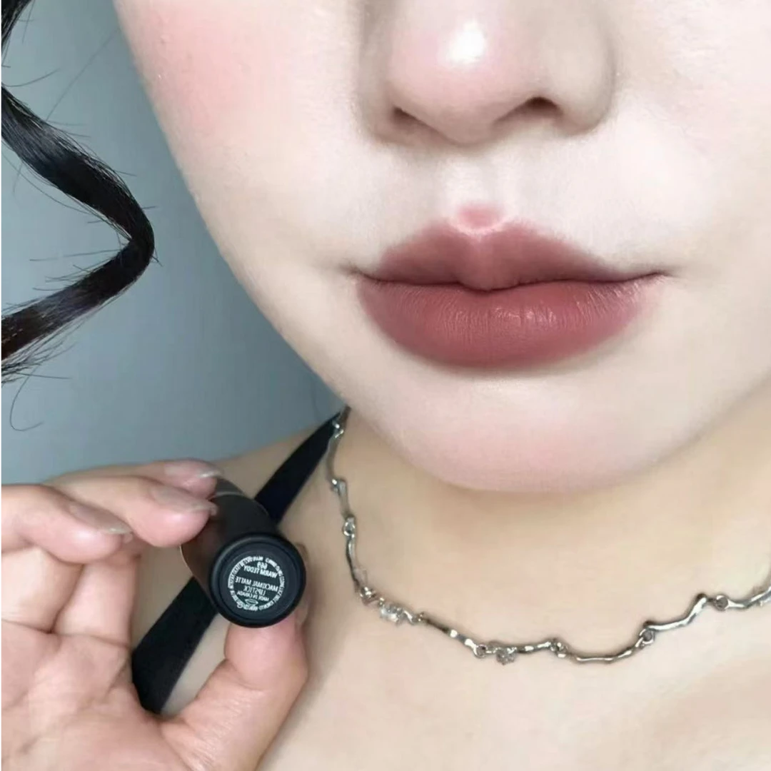 魅可新经典缎光唇膏669-1.7g