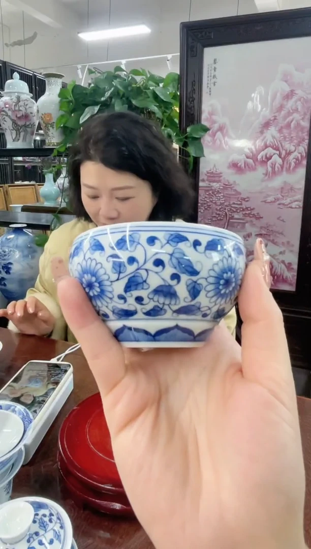 【闪购商品】007陶瓷供应链青花缠枝菊花画高足圆融杯
