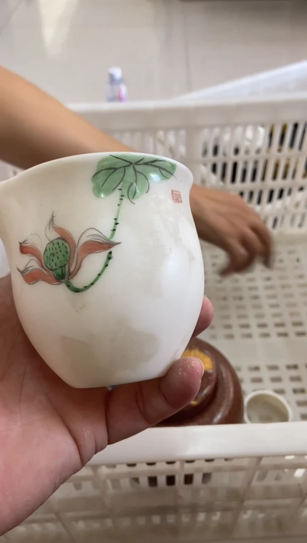 无运费险有瑕疵的摄影的产品有使用过的痕迹有点脏介意勿拍