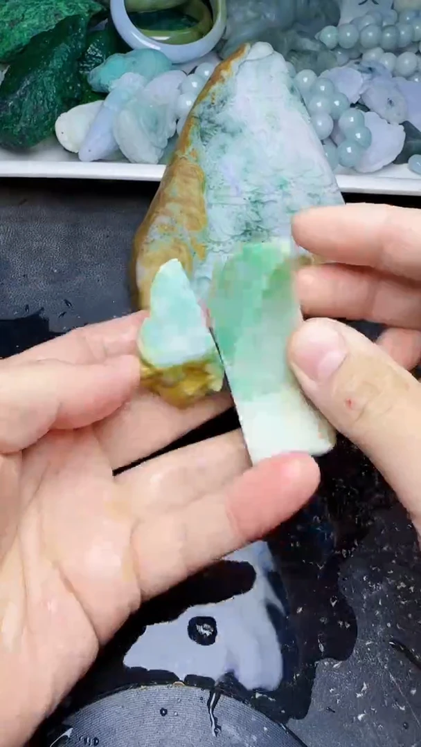 未镶嵌挂件翡翠005