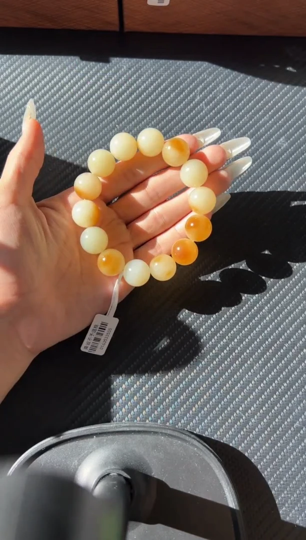 未镶嵌手串和田玉且末金山微色差卡16手串J