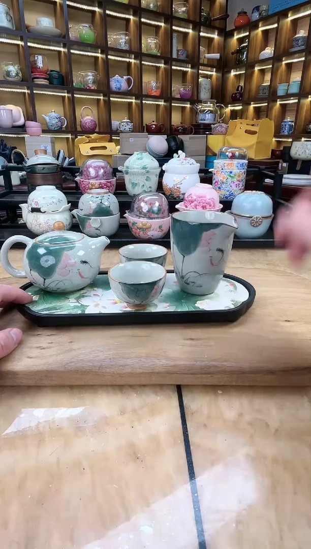 【闪购商品】哥窑荷鱼西施壶1壶2杯1公道杯加荷鱼盘