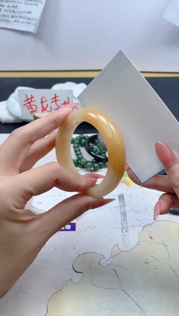 【闪购商品】石英质玉手镯未镶嵌234/55.1