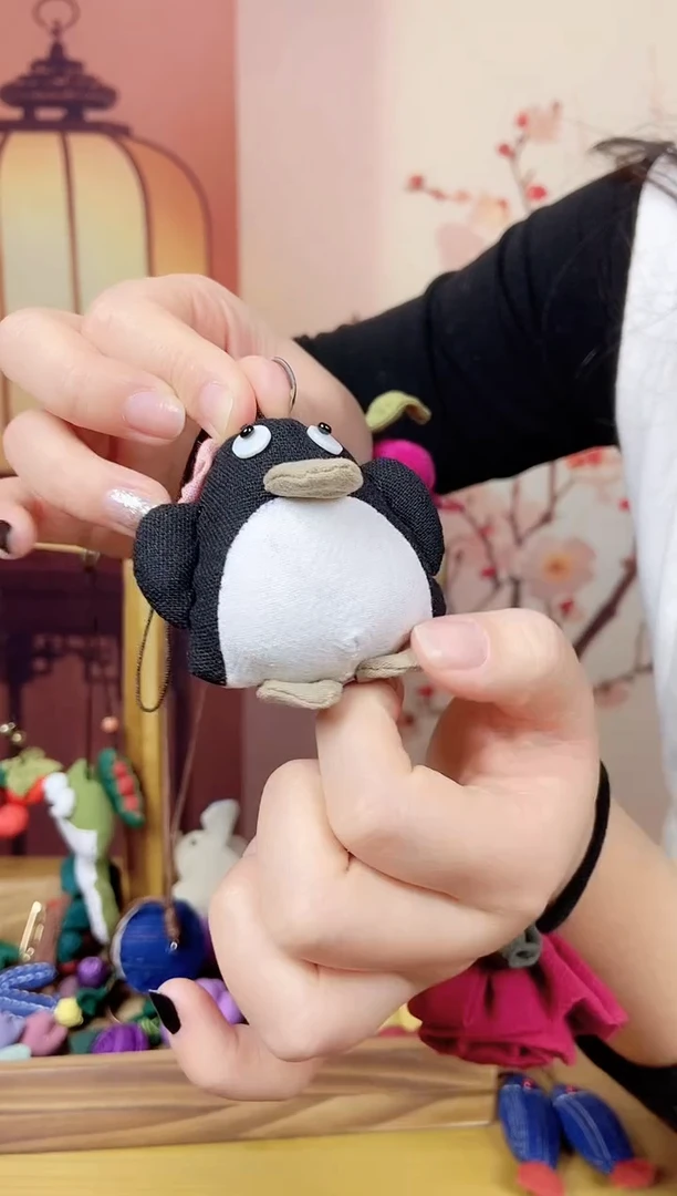 非金属无企鹅挂件