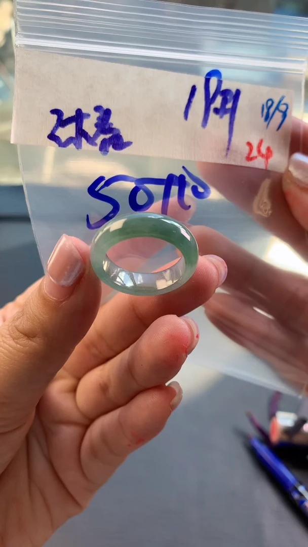 未镶嵌定制翡翠沐****生毛货需精细抛光拍一发一