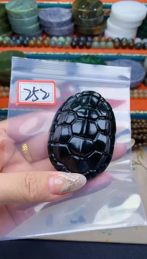 和田玉未镶嵌颈饰和田玉