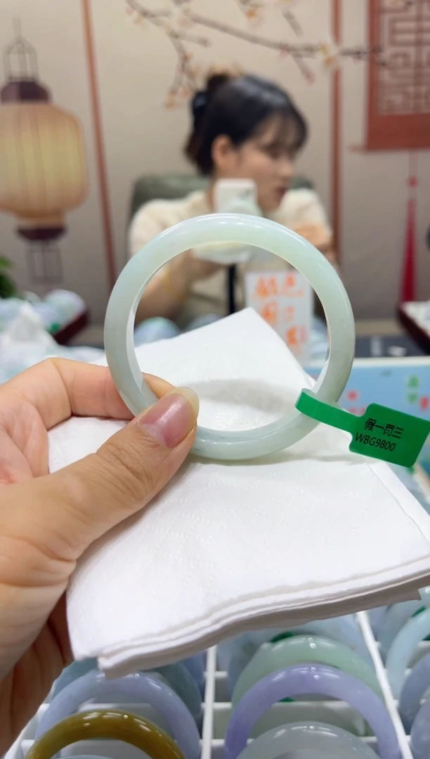 翡翠手镯未镶嵌000007351