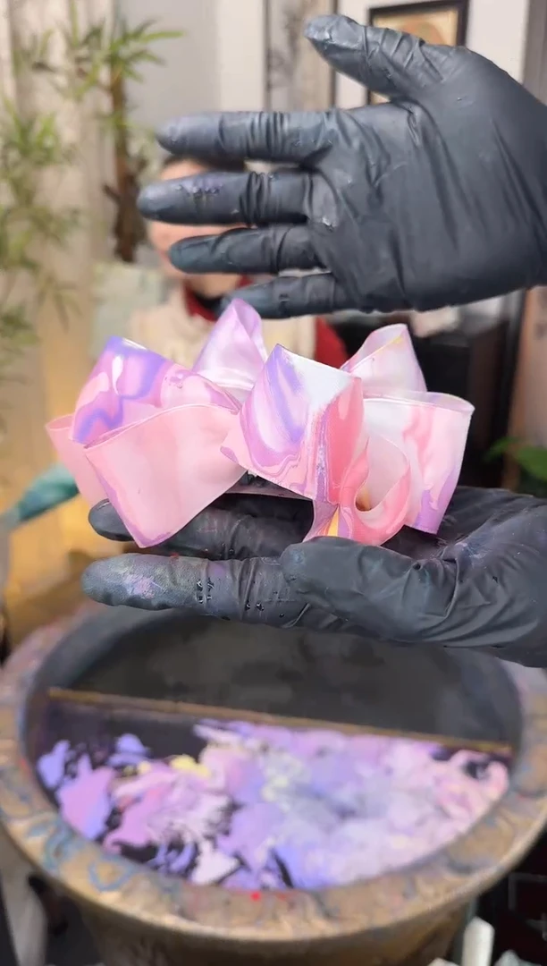 18 粉紫黄色 香蕉夹