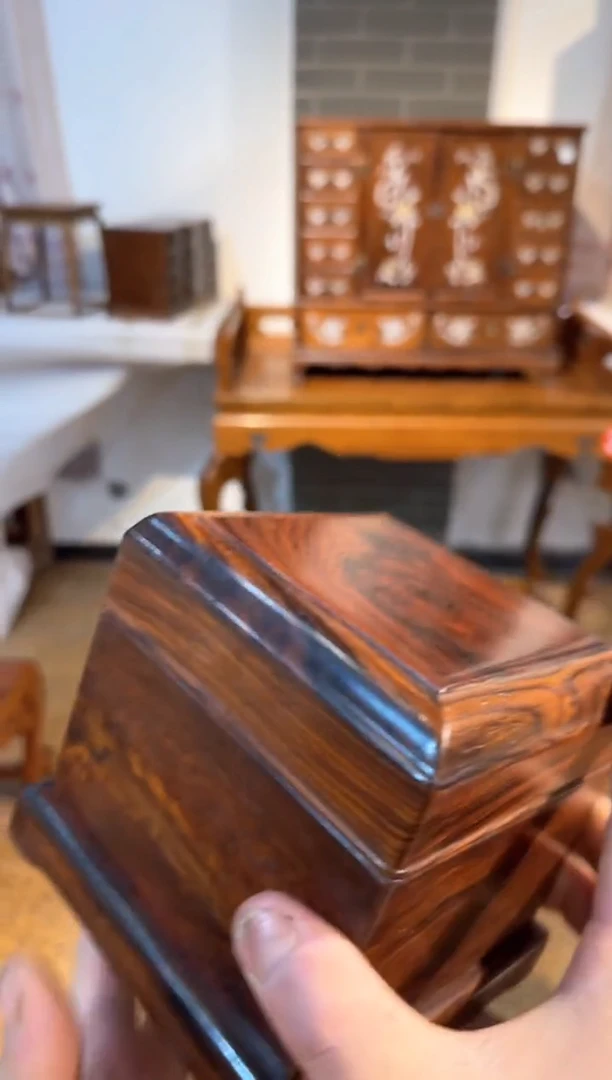 【闪购商品】木黄  小盒子  工艺品