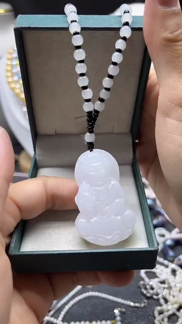 颈饰未镶嵌淡水珍珠多人