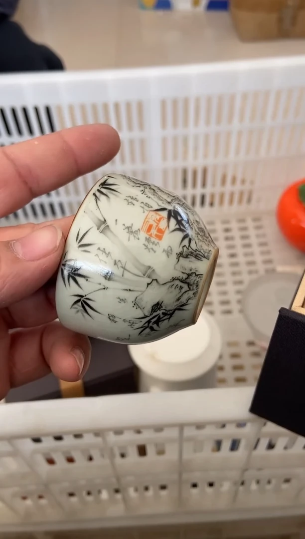 杯无运费险有瑕疵的摄影的产品有使用过的痕迹有点脏介意勿拍