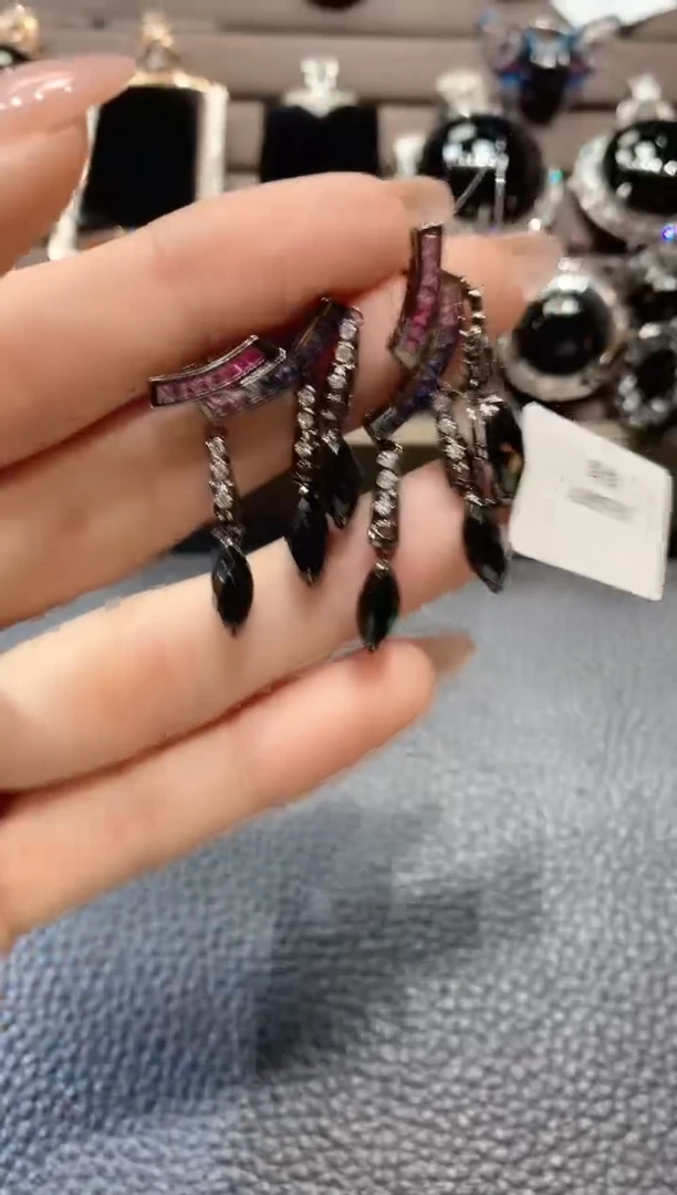 翡翠18K金镶嵌耳饰A46翡翠