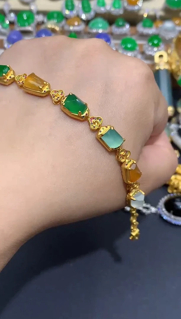 18K金镶嵌手链翡翠670-春日珠宝