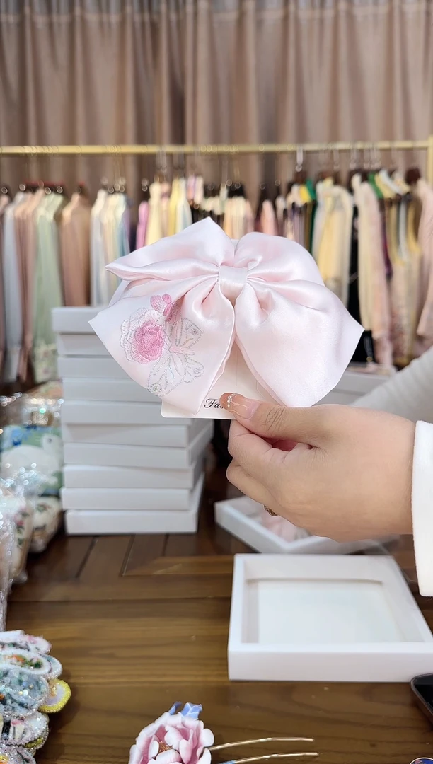 【闪购商品】织绣苏绣粉色蝴蝶结