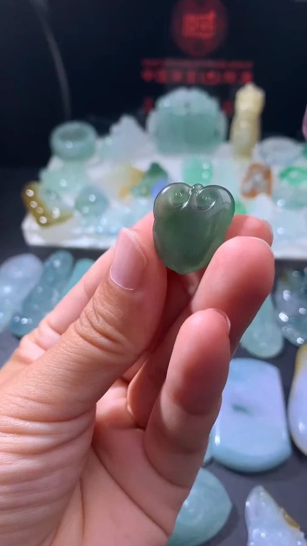 未镶嵌定制翡翠