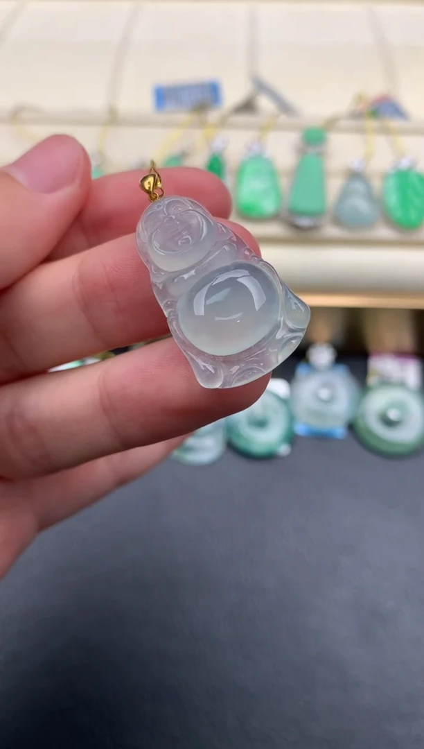 翡翠18K金镶嵌颈饰A335