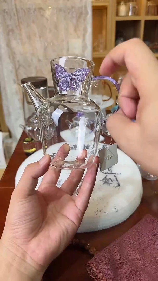 紫色大执壶蝴蝶。。。