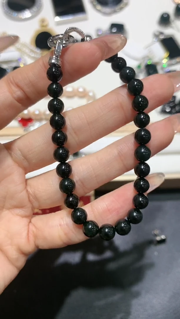 【闪购商品】翡翠吊坠(不含链)未镶嵌1多人多样性随机发货1件