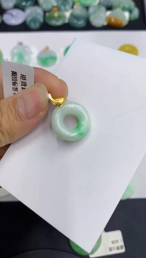 颈饰未镶嵌翡翠缅甸翡翠a货