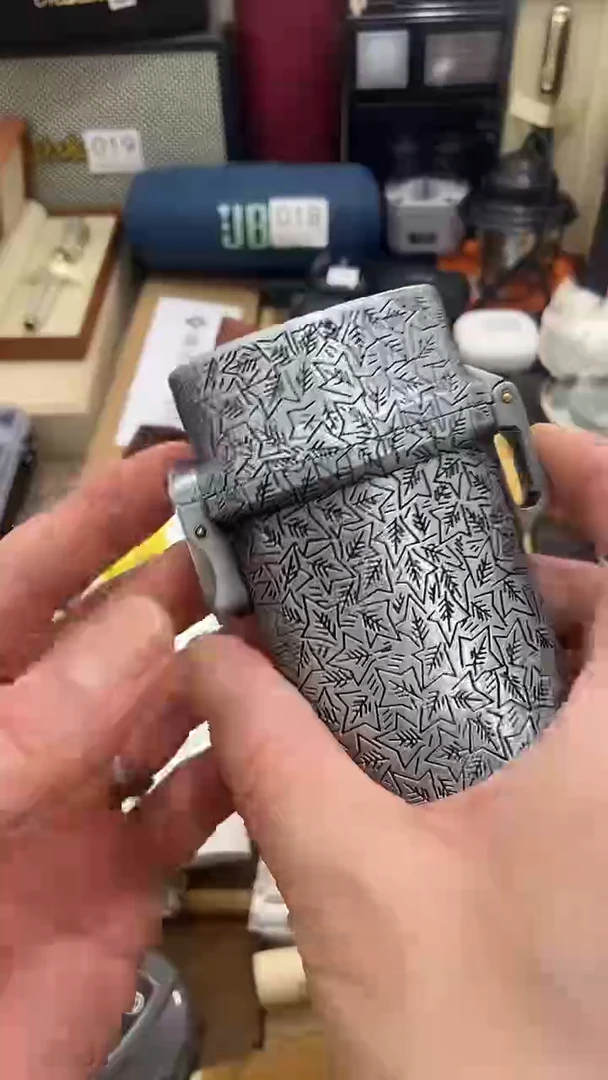 瓷片闪购商品 如图所示