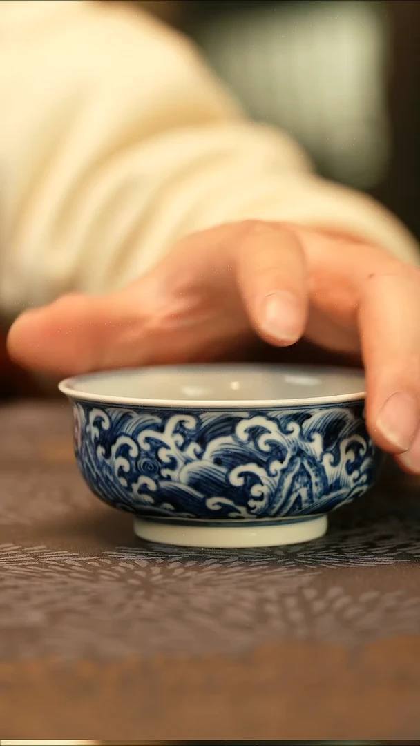 中式垂虹慕古江崖海水普洱杯