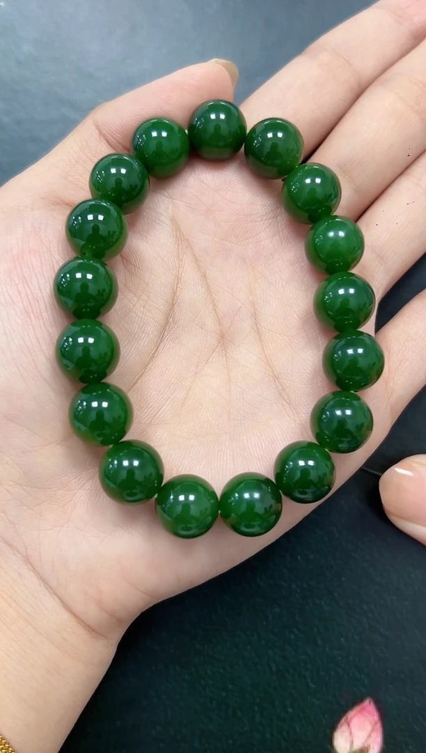 未镶嵌手串和田玉草**飞手串