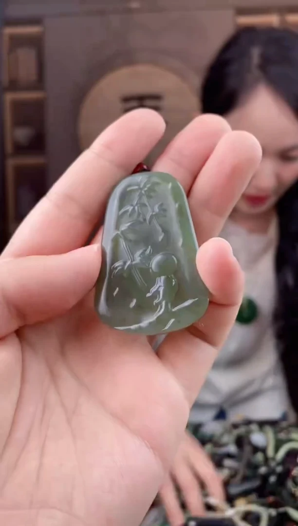 颈饰未镶嵌和田玉拍一发一，多样性发货