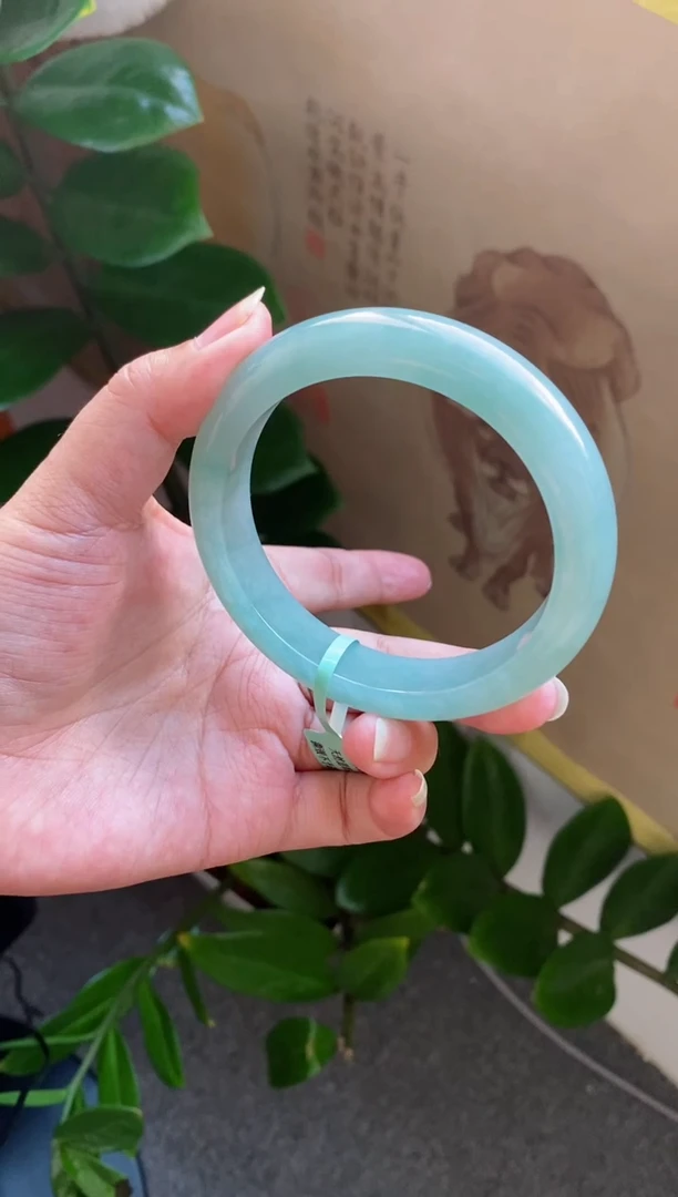 【闪购商品】翡翠手镯未镶嵌（冰胶湖水绿）28号